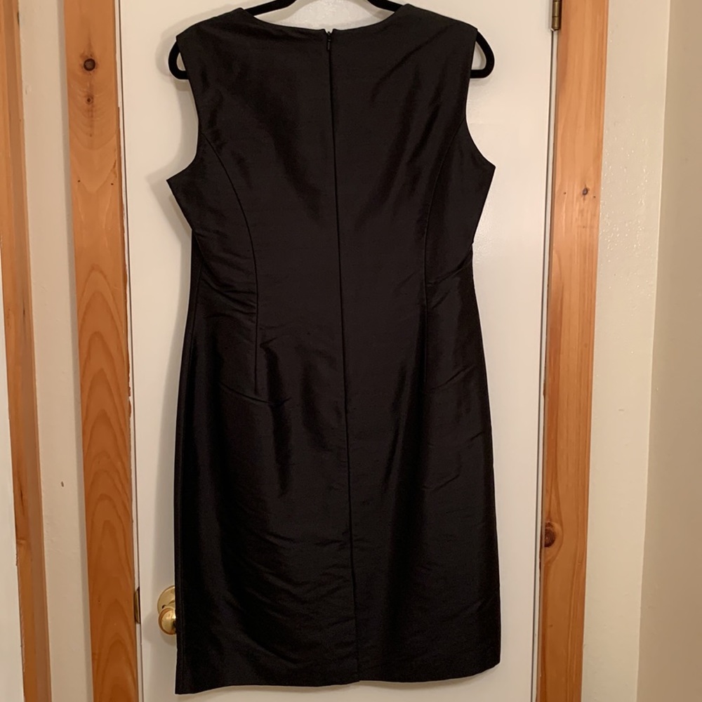 NWT 100% silk dress from Talbots. 🌟 BEST IN SHOW 🌟 - Picture 2 of 8